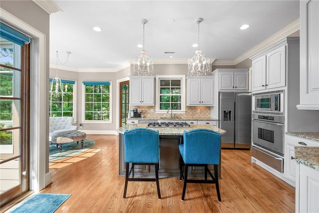 528 South Point Boulevard, Sunset, SC 29685