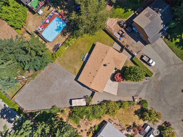 15609 94th Avenue Ct E, Puyallup, WA 98375