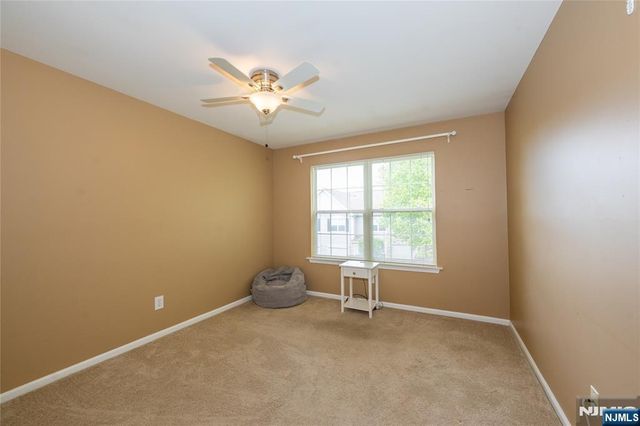 533 Cascade Court, Mahwah, NJ 07430