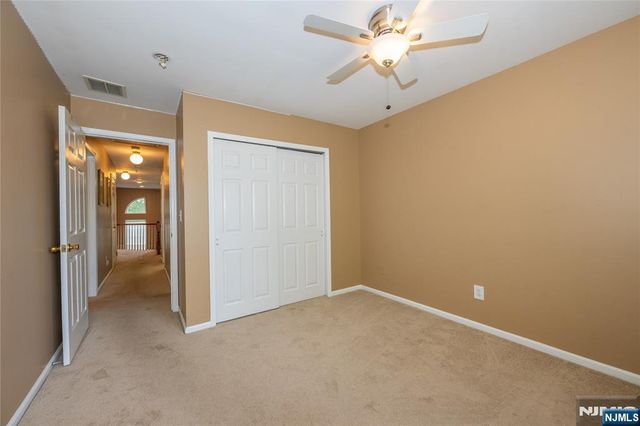 533 Cascade Court, Mahwah, NJ 07430