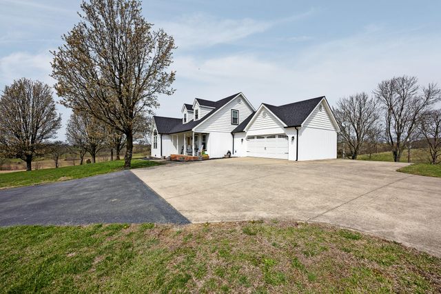2289 Fall Lick Road, Lancaster, KY 40444