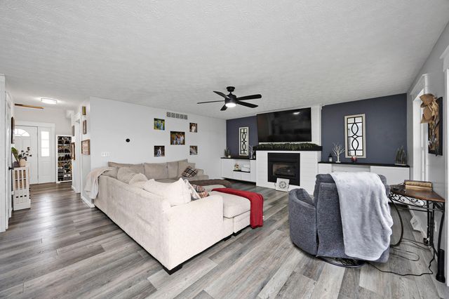 2289 Fall Lick Road, Lancaster, KY 40444