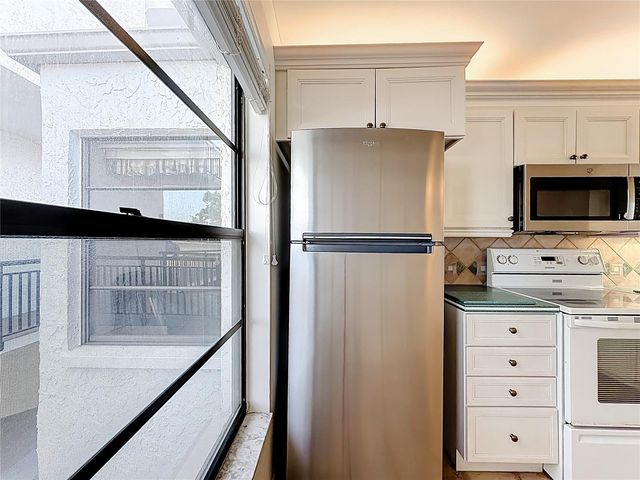 6211 SUN BOULEVARD 211, Tierra Verde, FL 33715