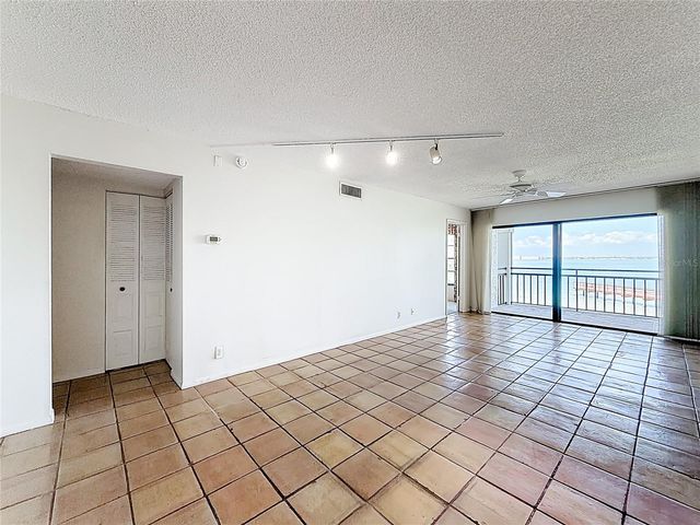 6211 SUN BOULEVARD 211, Tierra Verde, FL 33715