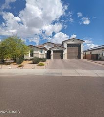 7616 W JONES Avenue W, Phoenix, AZ 85043