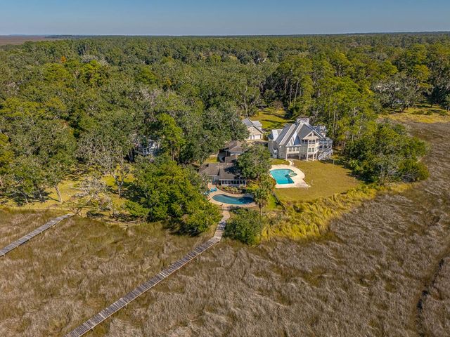 437 Mimosa Drive, St Simons Island, GA 31522
