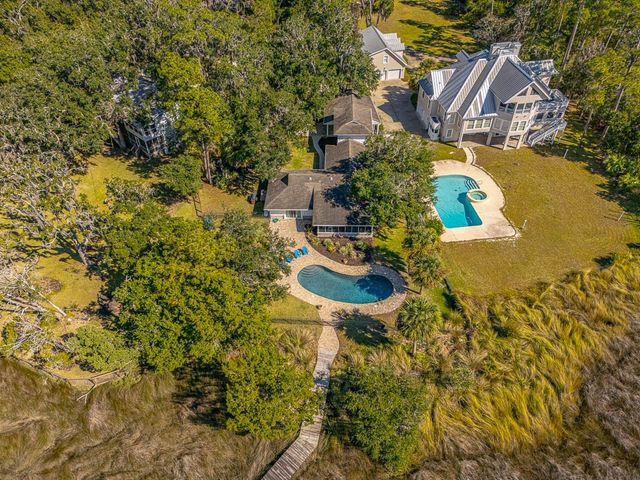 437 Mimosa Drive, St Simons Island, GA 31522