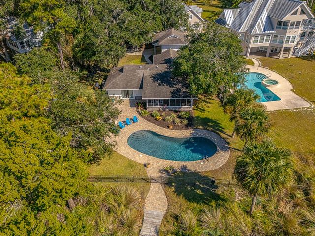 437 Mimosa Drive, St Simons Island, GA 31522