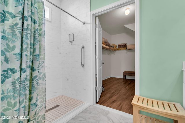 56 Woodchuck Drive, Barnegat, NJ 08005