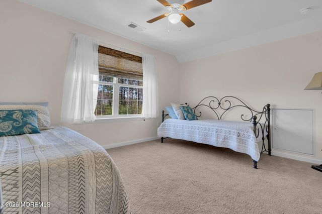 56 Woodchuck Drive, Barnegat, NJ 08005