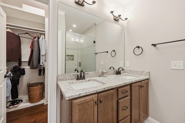 2153 Patchen Lake Lane, Lexington, KY 40505