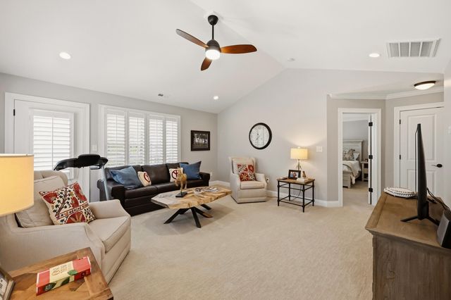 2153 Patchen Lake Lane, Lexington, KY 40505
