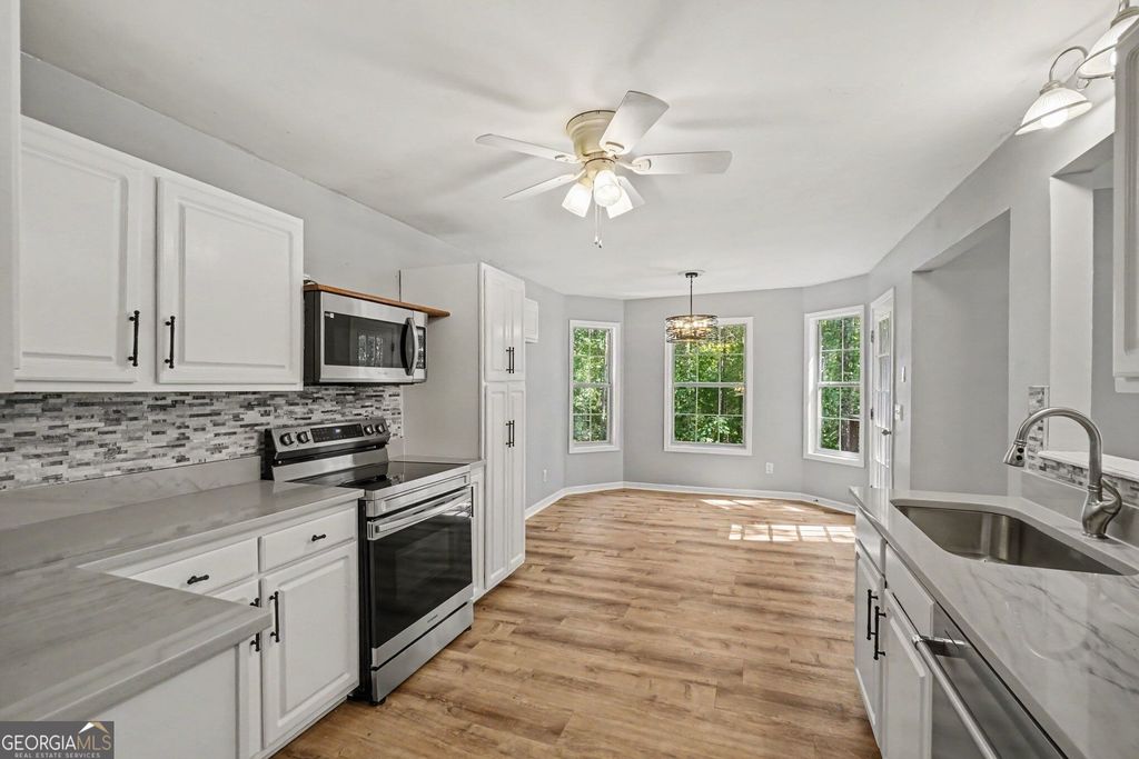 402 Eileen Circle, Canton, GA 30114 — photo 2