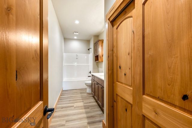 38 Heather Lane, Livingston, MT 59047