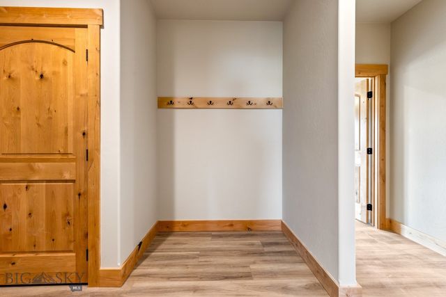 38 Heather Lane, Livingston, MT 59047