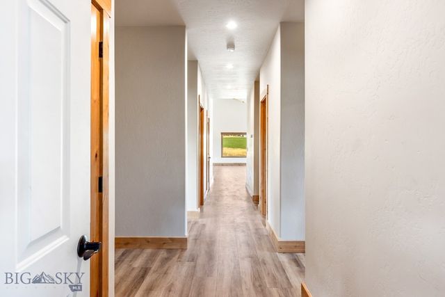 38 Heather Lane, Livingston, MT 59047