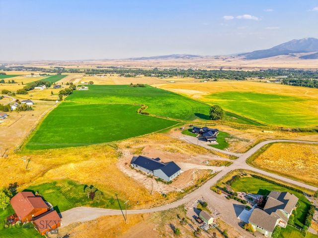 38 Heather Lane, Livingston, MT 59047