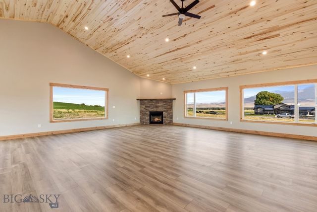 38 Heather Lane, Livingston, MT 59047