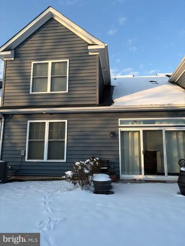 909 HOLDEN CT, Warminster, PA 18974