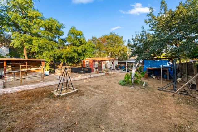 2900 Webberville RD, Austin, TX 78702
