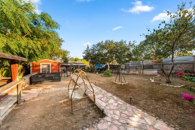 2900 Webberville RD, Austin, TX 78702