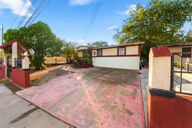 2900 Webberville RD, Austin, TX 78702