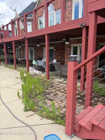 18708 Shelbyville Rd, Louisville, KY 40023