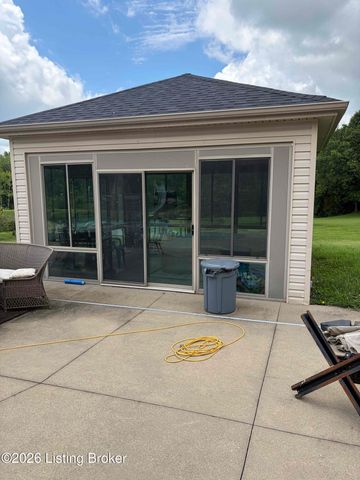 18708 Shelbyville Rd, Louisville, KY 40023