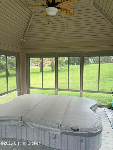 18708 Shelbyville Rd, Louisville, KY 40023