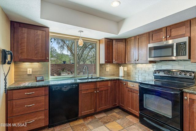 2290 W Dante Way, Tucson, AZ 85741