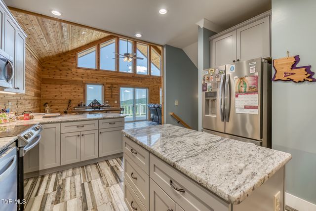 384 Cross Mountain Drive, Shady Valley, TN 37688