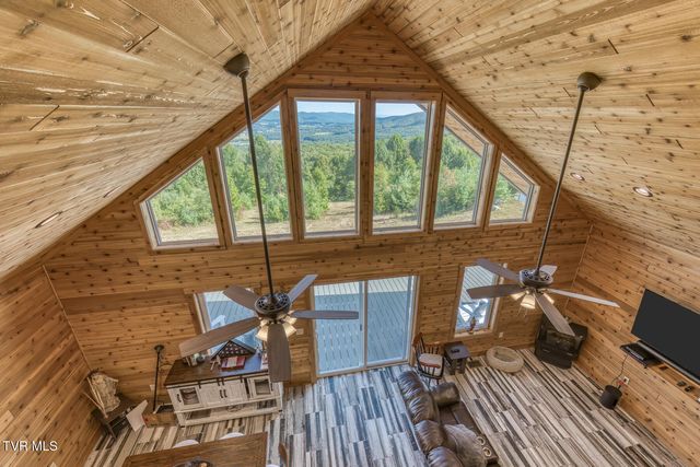384 Cross Mountain Drive, Shady Valley, TN 37688