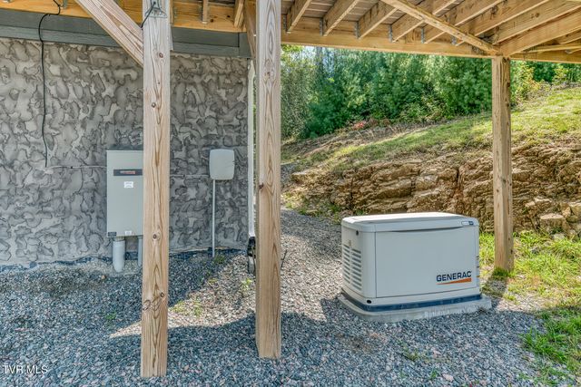 384 Cross Mountain Drive, Shady Valley, TN 37688