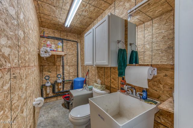 384 Cross Mountain Drive, Shady Valley, TN 37688