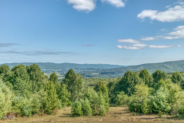 384 Cross Mountain Drive, Shady Valley, TN 37688
