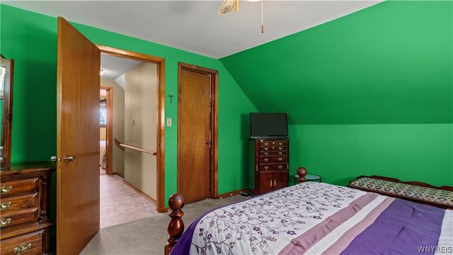 34 Louise Drive, Cheektowaga, NY 14227