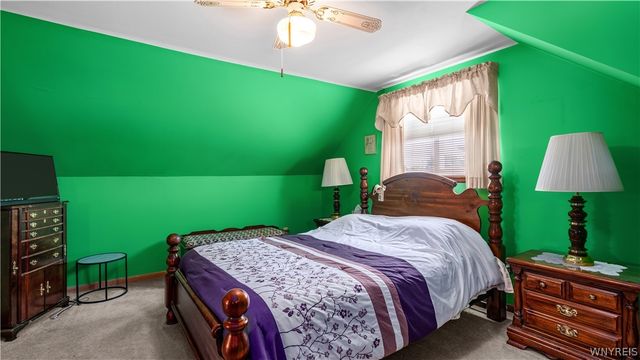 34 Louise Drive, Cheektowaga, NY 14227