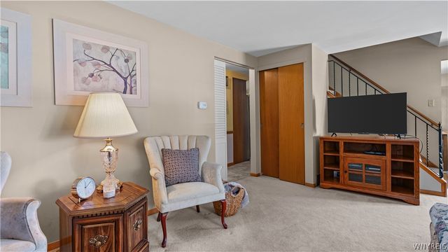 34 Louise Drive, Cheektowaga, NY 14227