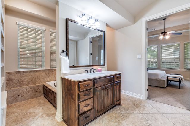 11321 Dujon Lane, Dallas, TX 75218