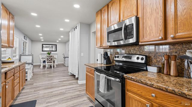 119 Mesa Ct, Vacaville, CA 95687