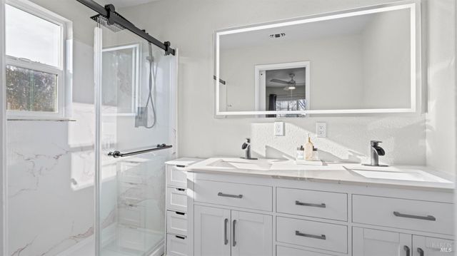 119 Mesa Ct, Vacaville, CA 95687