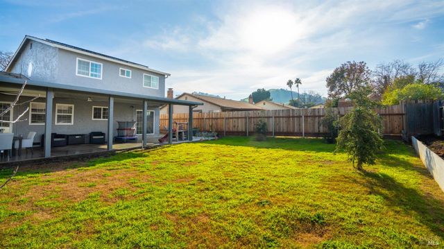 119 Mesa Ct, Vacaville, CA 95687
