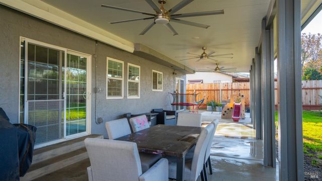 119 Mesa Ct, Vacaville, CA 95687