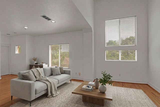 111 N Merrill Avenue, Duncanville, TX 75116