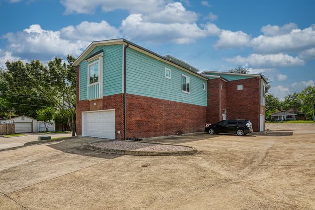 111 N Merrill Avenue, Duncanville, TX 75116