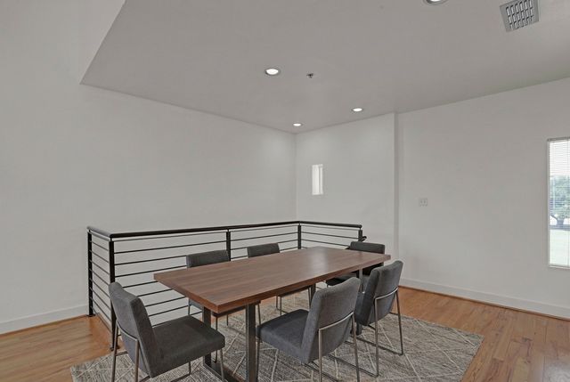 111 N Merrill Avenue, Duncanville, TX 75116