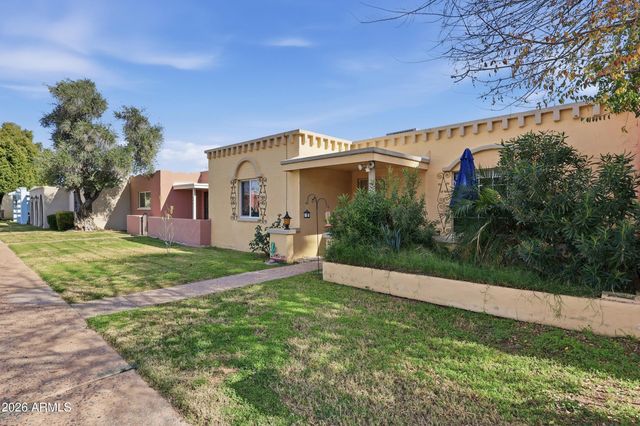 443 N HOBSON Plaza, Mesa, AZ 85203