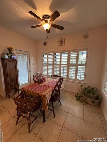 200 Scenic Crest, Lakehills, TX 78063