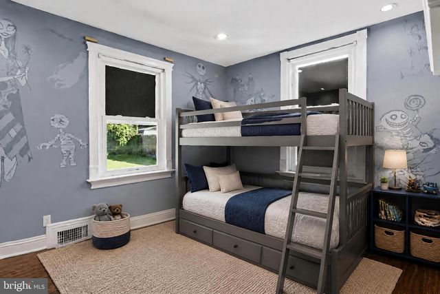 16 LINDEN RD, Bordentown, NJ 08505