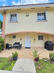 6755 NW 182nd St 104, Hialeah, FL 33015